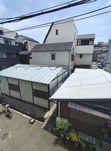 白鳩荘B棟のバルコニー