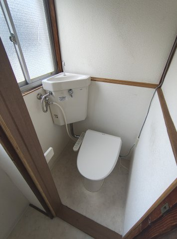 白鳩荘B棟のトイレ