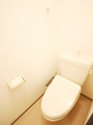 エスポワールのトイレ|別部屋参考写真となります