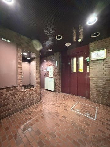シティコープ大手前のロビー