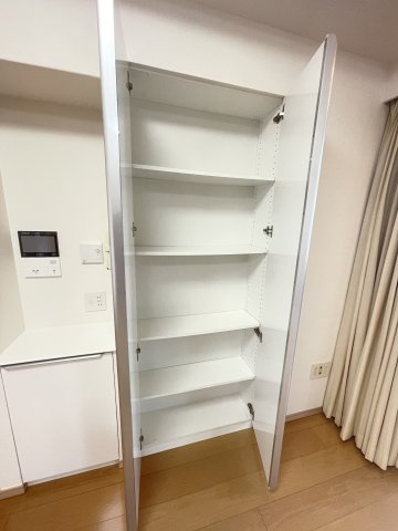 トア山手ザ・神戸タワーの外観