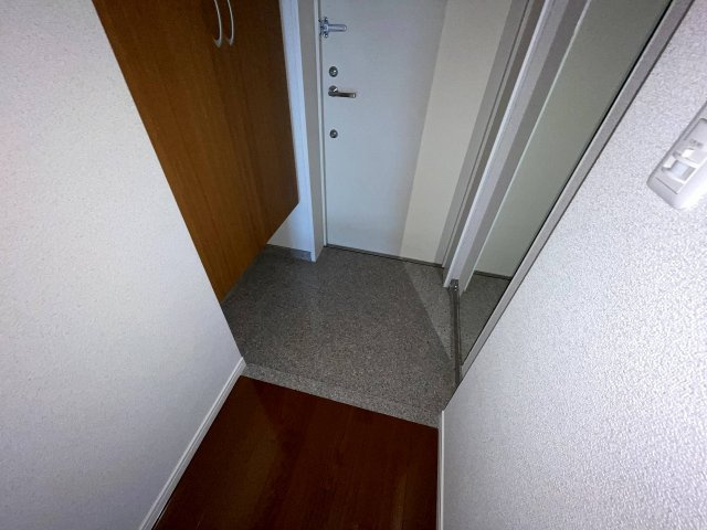 ドルファーズの玄関