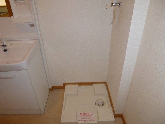 フェリーチェルーナのその他|洗濯機置き場