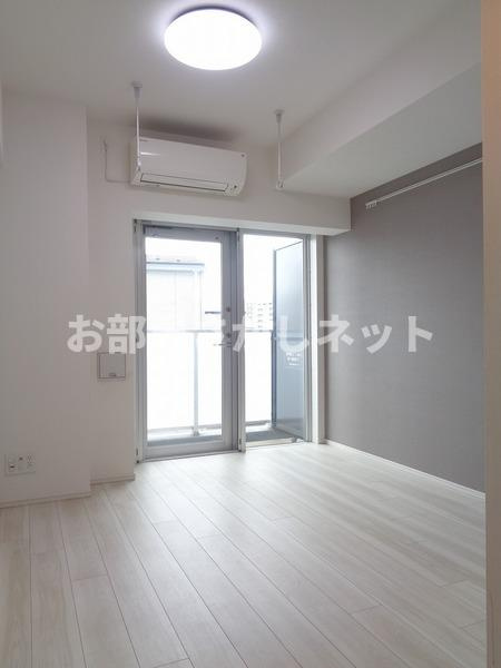 セジョリ池袋本町【おとり物件なし】#学生・社会人にオススメ！初期費用分割払いOK！の居間・リビング