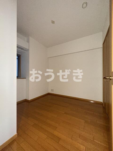 ドメス山下町ベイタワーの居間・リビング
