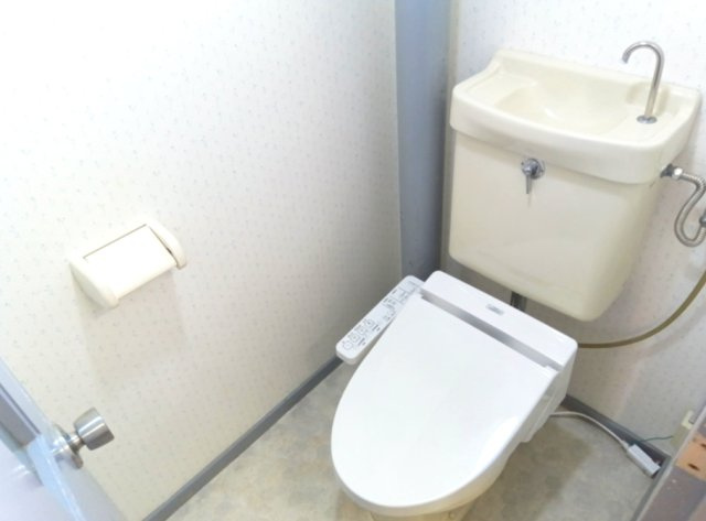 ローレルハイツ宝塚弐号棟のトイレ|トイレもきれいです。