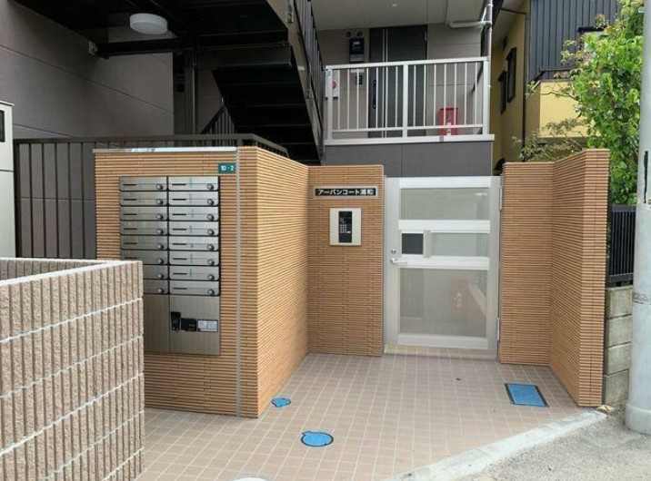 アーバンコート浦和のエントランス