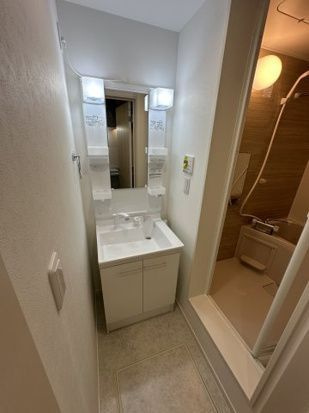 オークウェル宮原の独立洗面台|別部屋参考写真となります