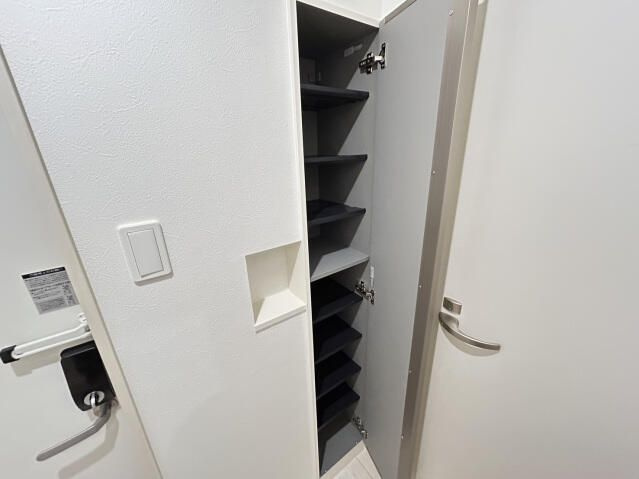 ＣＢ原市セレーナの玄関