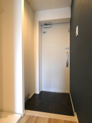 BPRレジデンス武蔵浦和の玄関|別部屋参考写真となります