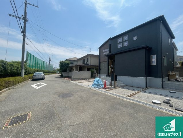 宝塚市光ガ丘　第3期　新築一戸建ての前面道路含む現地写真|周辺は落ち着いた街並みの住宅地！子育てがしやすい住環境です！まだ未完成ですが、現地でしかわからない事もございます。是非一度ご覧ください。