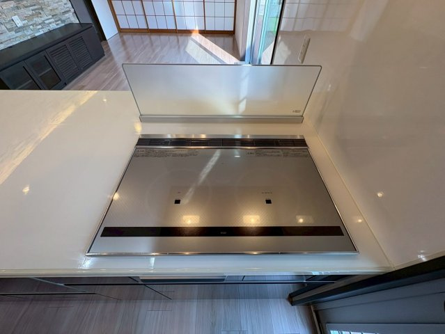 ◆リフォーム済み美宅◆敷地６６坪◆５SLDKの大豪邸◆駐車３台可能◆守山市荒見町のキッチン|ＩＨクッキングヒーター