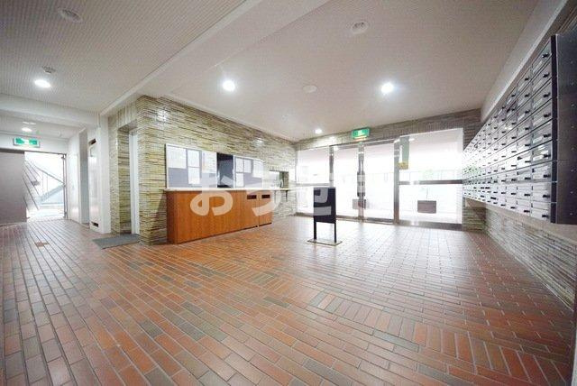 山下公園サンライトマンション　弐号棟のロビー