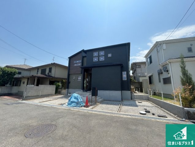 宝塚市光ガ丘　第3期　新築一戸建ての外観|周辺は落ち着いた街並みの住宅地！子育てがしやすい住環境です！まだ未完成ですが、現地でしかわからない事もございます。是非一度ご覧ください。