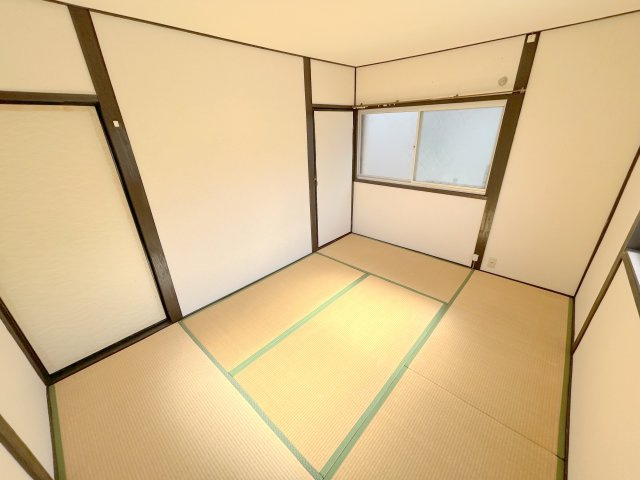 俵口町戸建ての和室