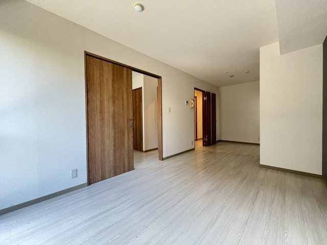 【居間・リビング】 | クレストコート | クレストコート(Goodhome)