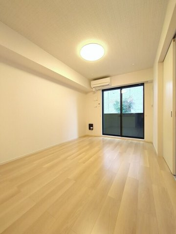 【居間・リビング】 | グランドールⅡ | ゆったりとした居間です
