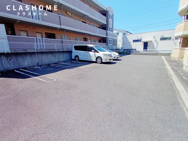 グレイス一ツ木Ⅱ　　　刈谷市の賃貸ならクラスホーム刈谷店の駐車場