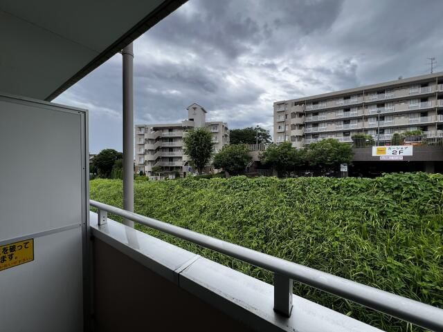 ハイツ南海のバルコニー