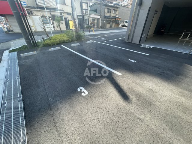 スプランディッド新大阪VIの駐車場|スプランディッド新大阪VI　駐車場