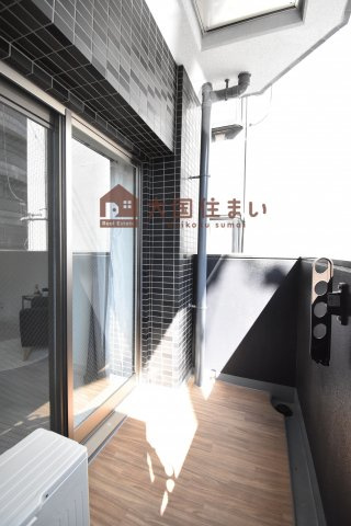 【バルコニー】 | スプランディッド難波元町DUE