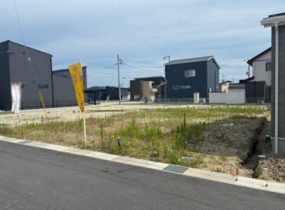 【前面道路含む現地写真】 | 北葛城郡広陵町三吉 広陵ガーデンヴィレッジ21期全14区画【建築条件なし】【更地】
