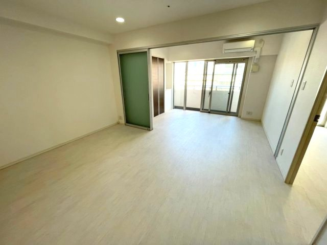 BRAVI南堀江(ブラービ南堀江)の内装|イメージとして同建物他部屋を表示しています