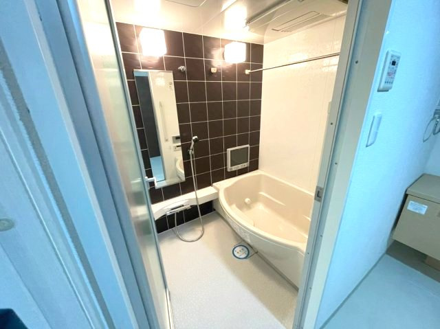 BRAVI南堀江(ブラービ南堀江)の浴室|イメージとして同建物他部屋を表示しています