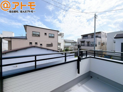 【バルコニー】 | 葵区田町2丁目　新築戸建　C号棟 | 陽当りの良いバルコニーはお洗濯物はもちろんお布団もふかふかになります♪