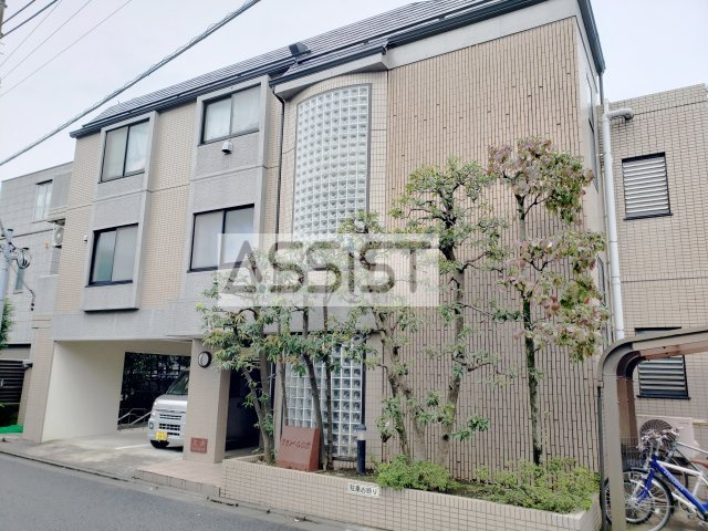 グランベル松陰の外観