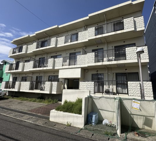 伊勢原市東成瀬一棟アパートの外観