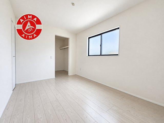 糟屋郡久山町大字久原第7-3棟（1号棟）の内観：施工例|主寝室には収納力に優れたクローゼットがありますので、お部屋もすっきり片付きます。