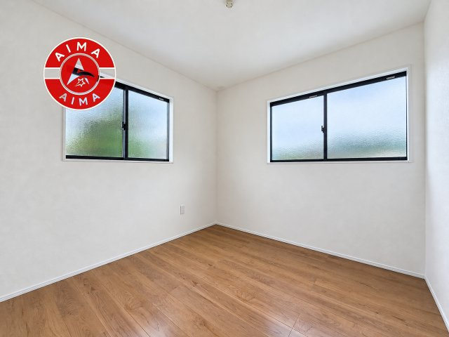 糟屋郡久山町大字久原第7-3棟（7号棟）の子供部屋|穏やかな光が差し込む室内には、穏やかな時間が流れます。