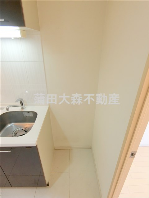リクレイシア蒲田のキッチン|冷蔵庫置き場