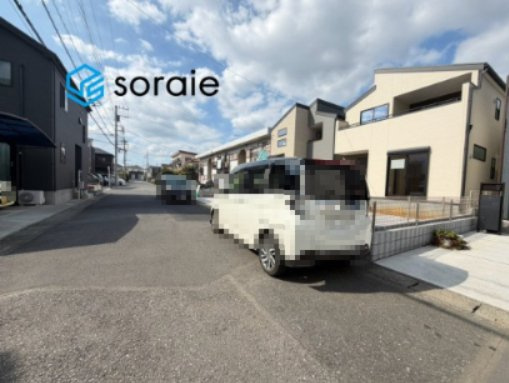 入間市久保稲荷第10期　全2棟　新築戸建　リーブルガーデンの前面道路含む現地写真|8/4　撮影