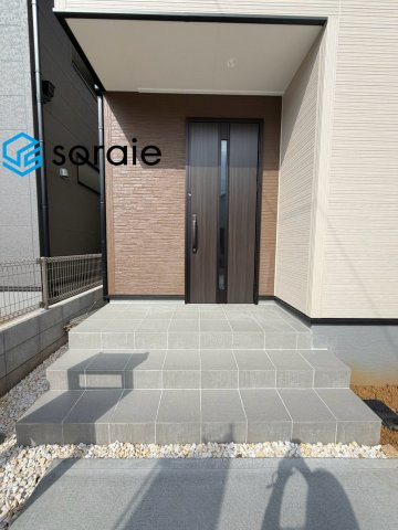 入間市久保稲荷第10期　全2棟　新築戸建　リーブルガーデンの玄関|8/4　撮影