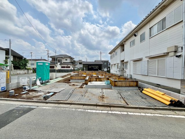【仲介手数料無料】ふじみ野市大井中央―新築分譲住宅―全2棟の駐車場|スーパーやコンビニまでの距離も近く、
生活しやすい住環境です。