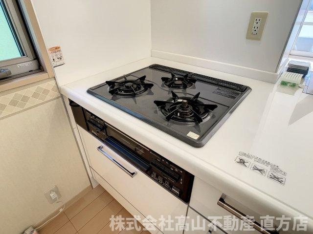 直方市大字頓野のアパートのキッチン