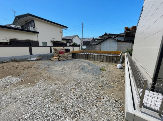 西脇市西脇　第17期　新築一戸建ての外観|現在建築中！落ち着いた街並みで新生活を始めることが出来そう！周辺の物件も併せてご紹介させて頂きます！