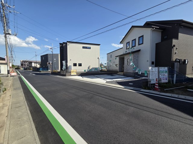 新築　太田市由良町第2期　21号棟の前面道路含む現地写真|現地写真　北側前面道路幅員約6.5ｍ