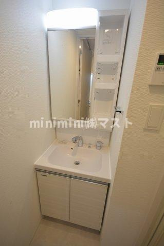 S-RESIDENCE難波大国町Unoの洗面所