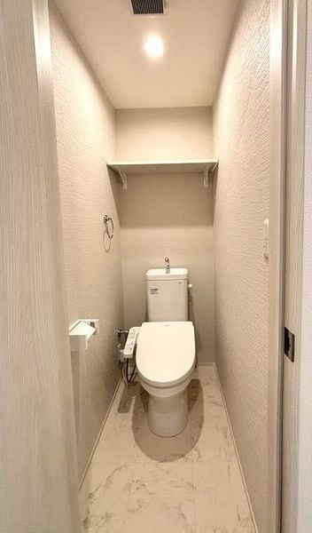 ソレイユ大宝のトイレ|シンプルで使いやすいトイレです