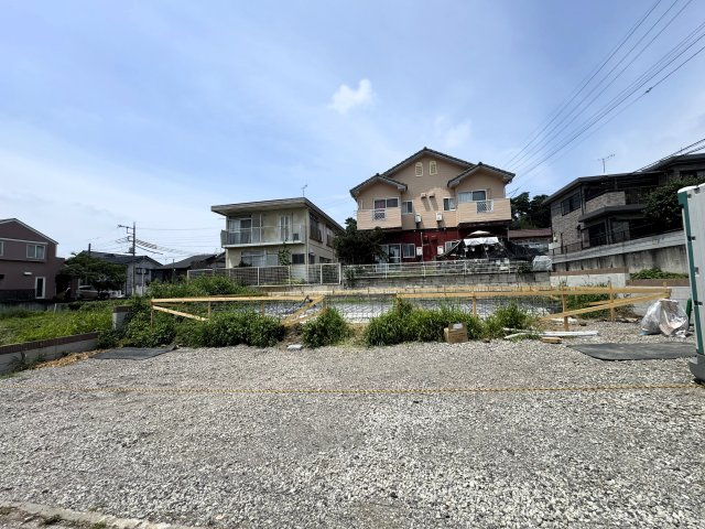 新築　伊勢崎市豊城町第１　Livele Garden.S　１号棟の駐車場|現地写真　駐車スペースは並列4台分可能です！

