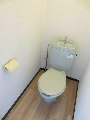 サンジェルシーネのトイレ|※別部屋参考写真
