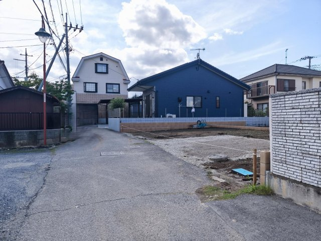 BLOOMING GARDEN　本庄市前原2丁目の前面道路含む現地写真
