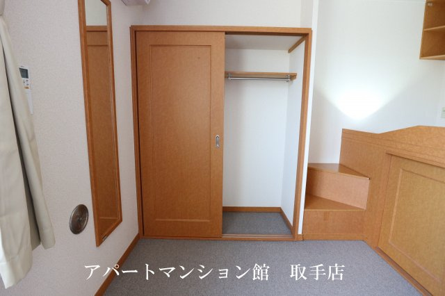 レオパレスメルベーユの収納