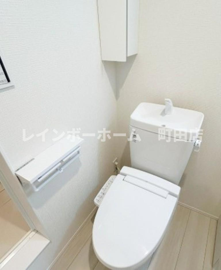 プレミアムコート瀬谷※初期費用分割後払いサービス利用可能物件のトイレ