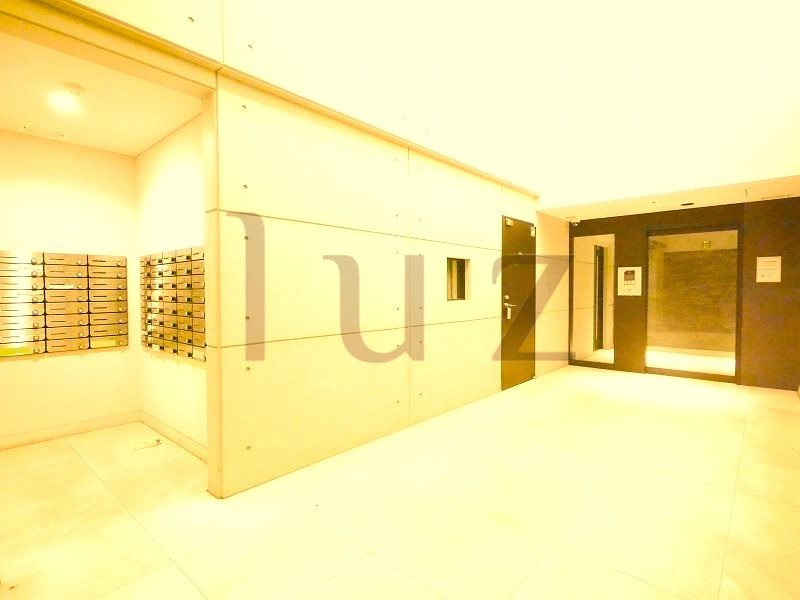 川崎市川崎区池田１丁目の賃貸マンションのエントランス|高級感漂うエントランスです！
