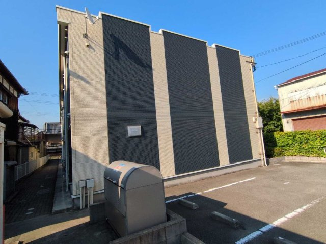 レオネクストブルースカイの外観