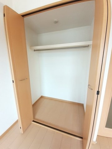 アイ・フィオーレ東原の収納|こまごまとしたものを収納できそうですね